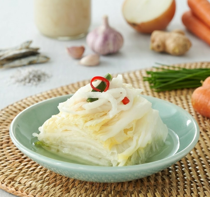 White Kimchi (백김치): A Clean, Refreshing Take on Traditional Kimchi